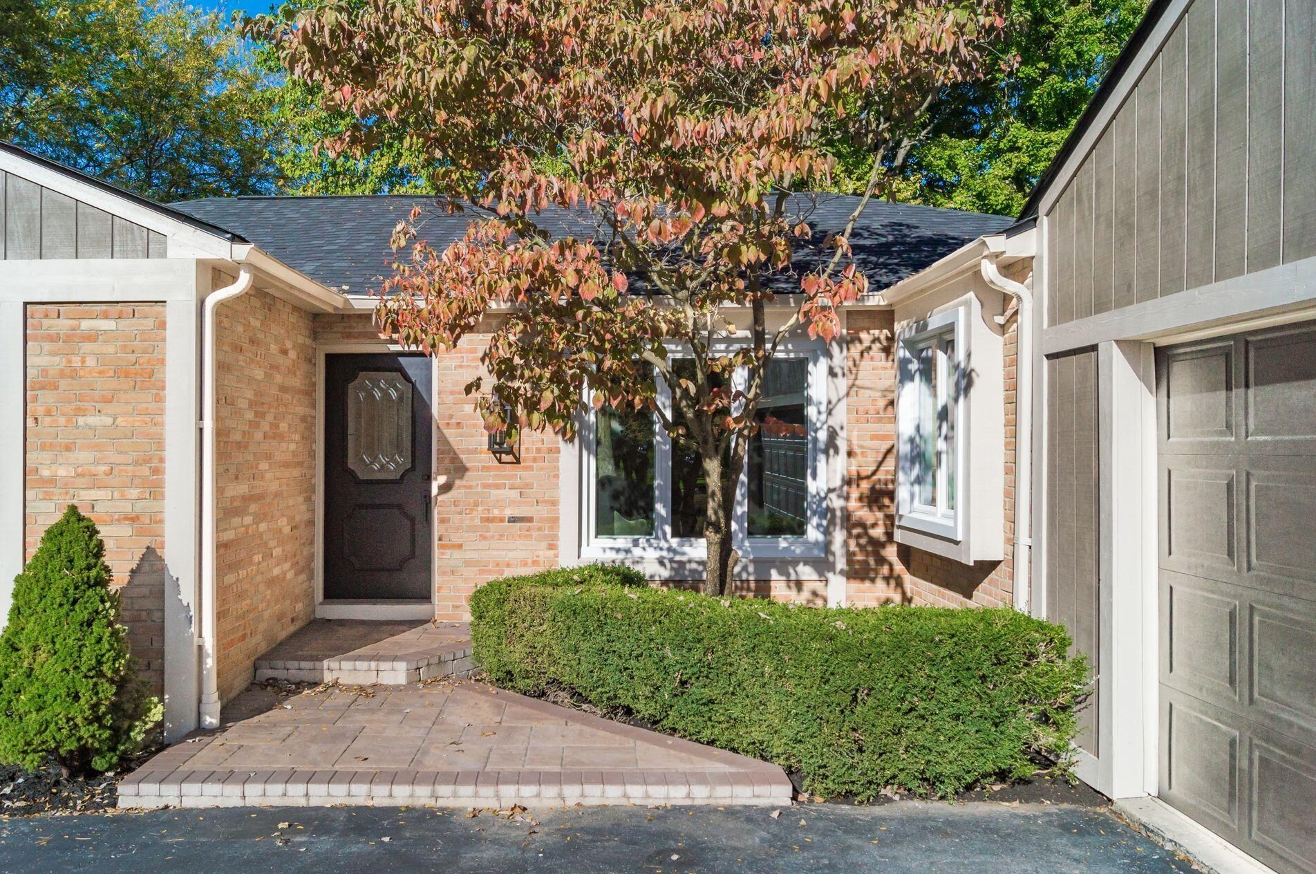 364 Stonewall Ct, Dublin, OH 43017