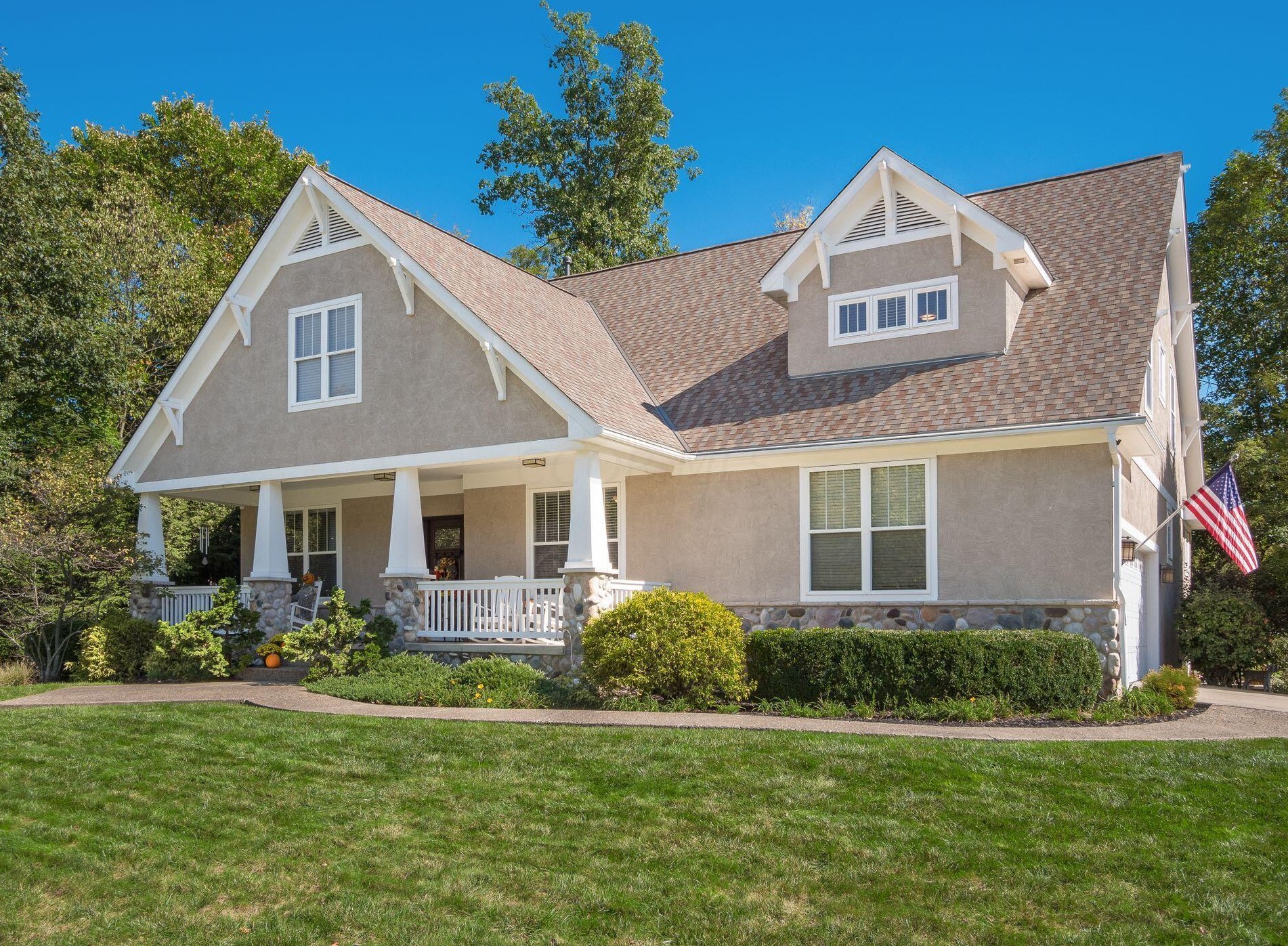 527 Covered Bridge Dr, Delaware, OH 43015