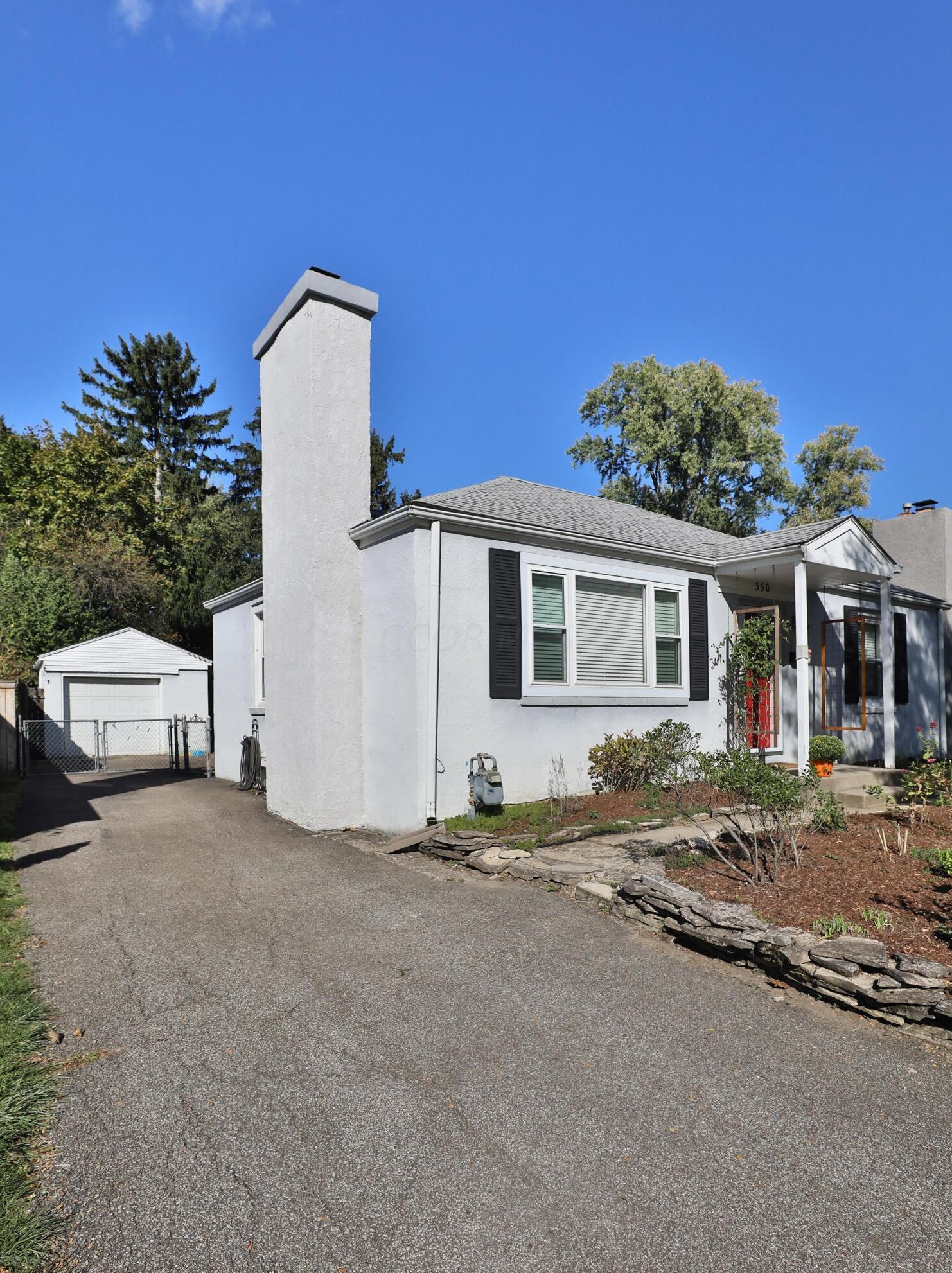 350 Weisheimer Rd, Columbus OH 43214-2150 exterior