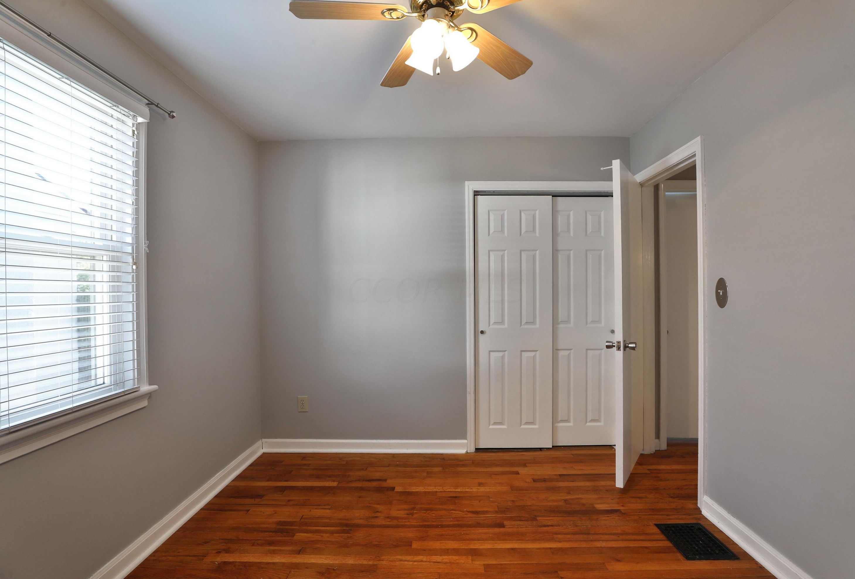 350 Weisheimer Rd, Columbus OH 43214-2150 exterior