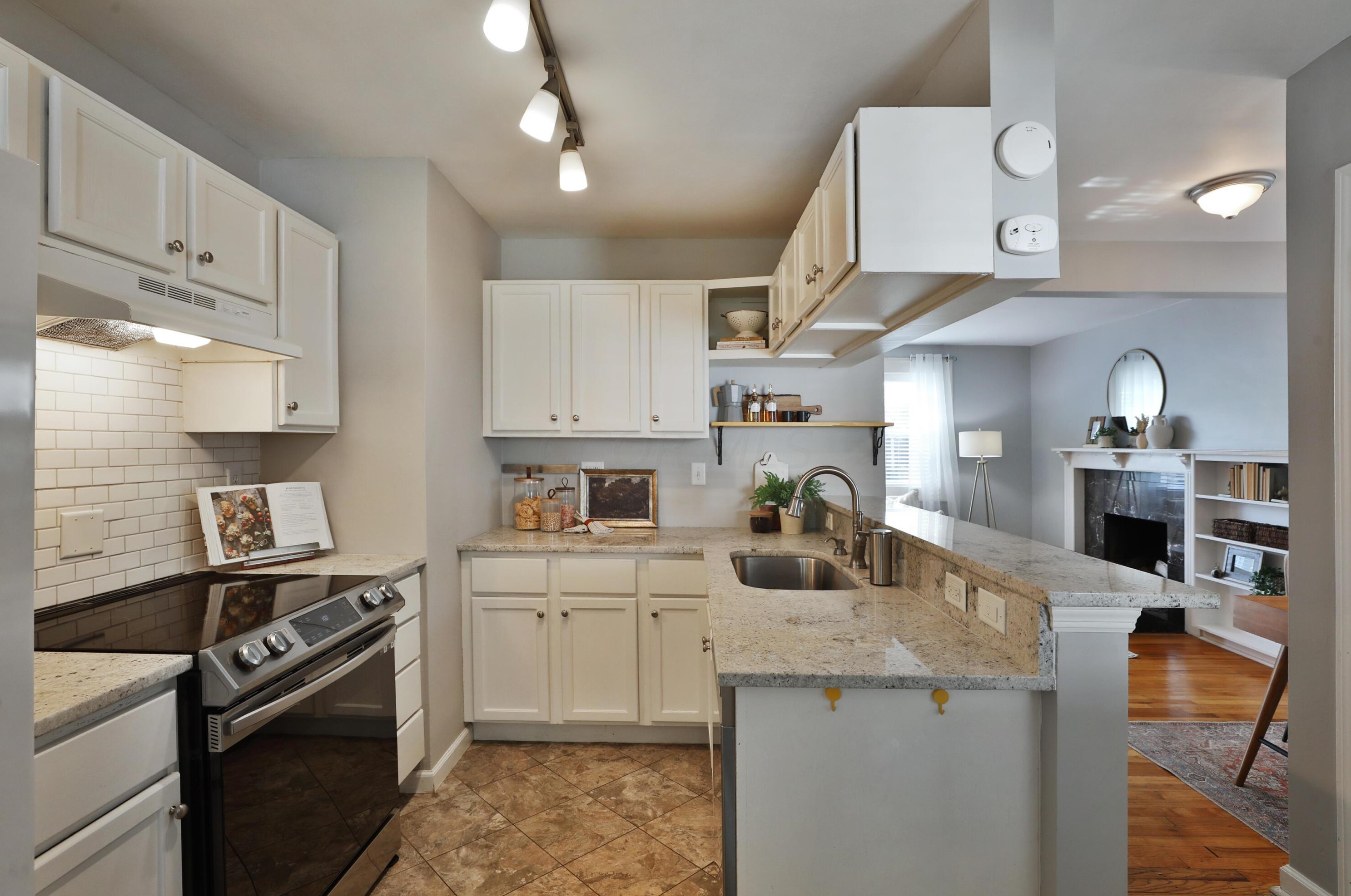 350 Weisheimer Rd, Columbus OH 43214-2150 exterior