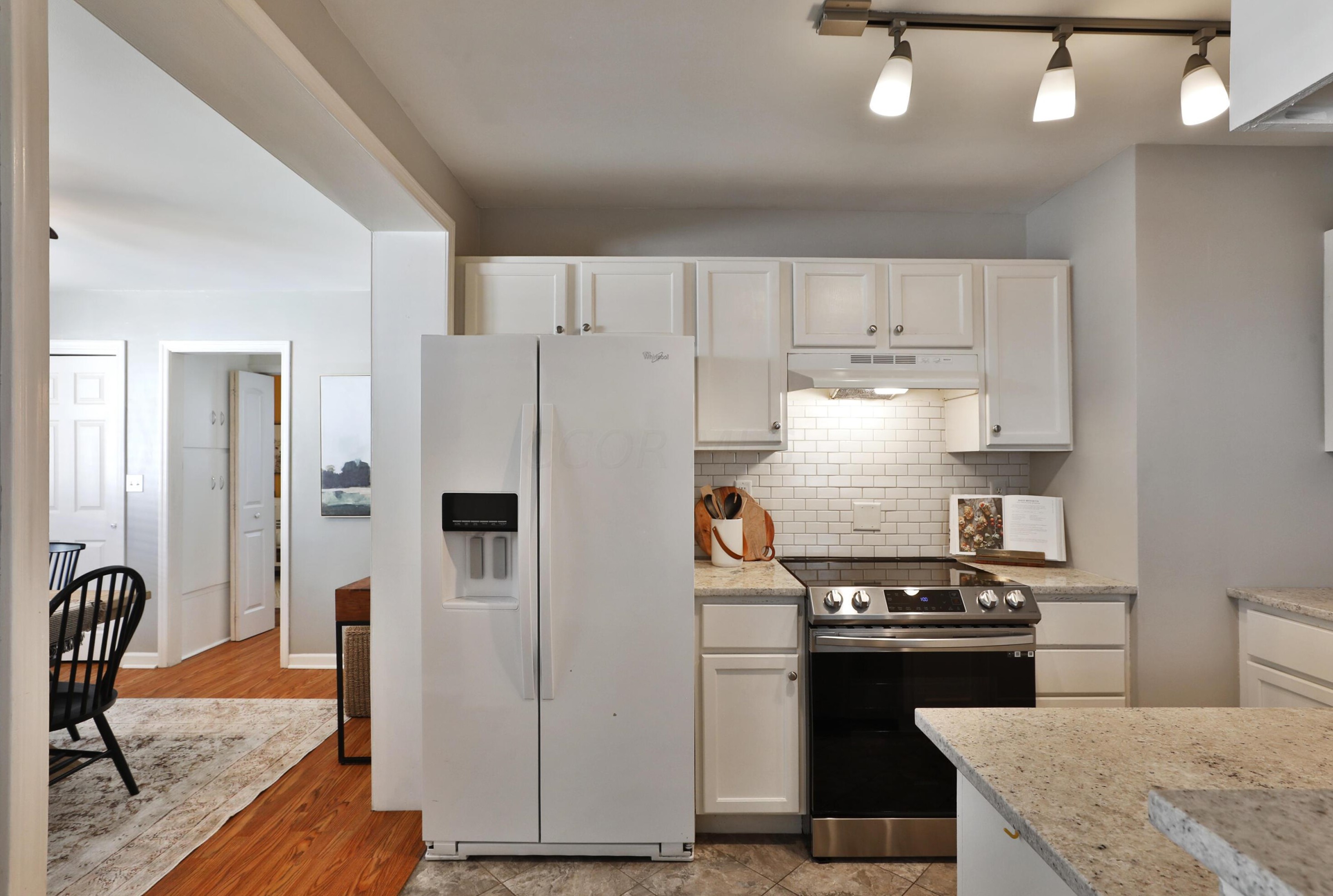 350 Weisheimer Rd, Columbus OH 43214-2150 exterior