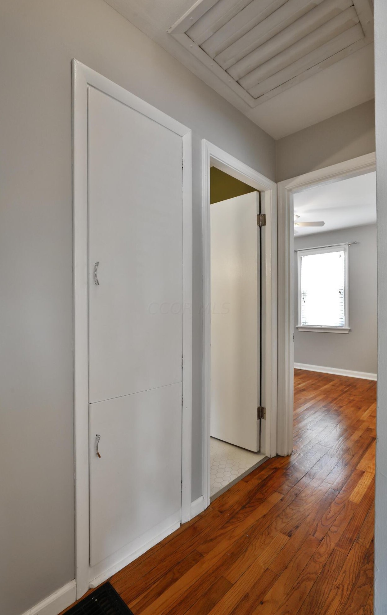 350 Weisheimer Rd, Columbus OH 43214-2150 exterior