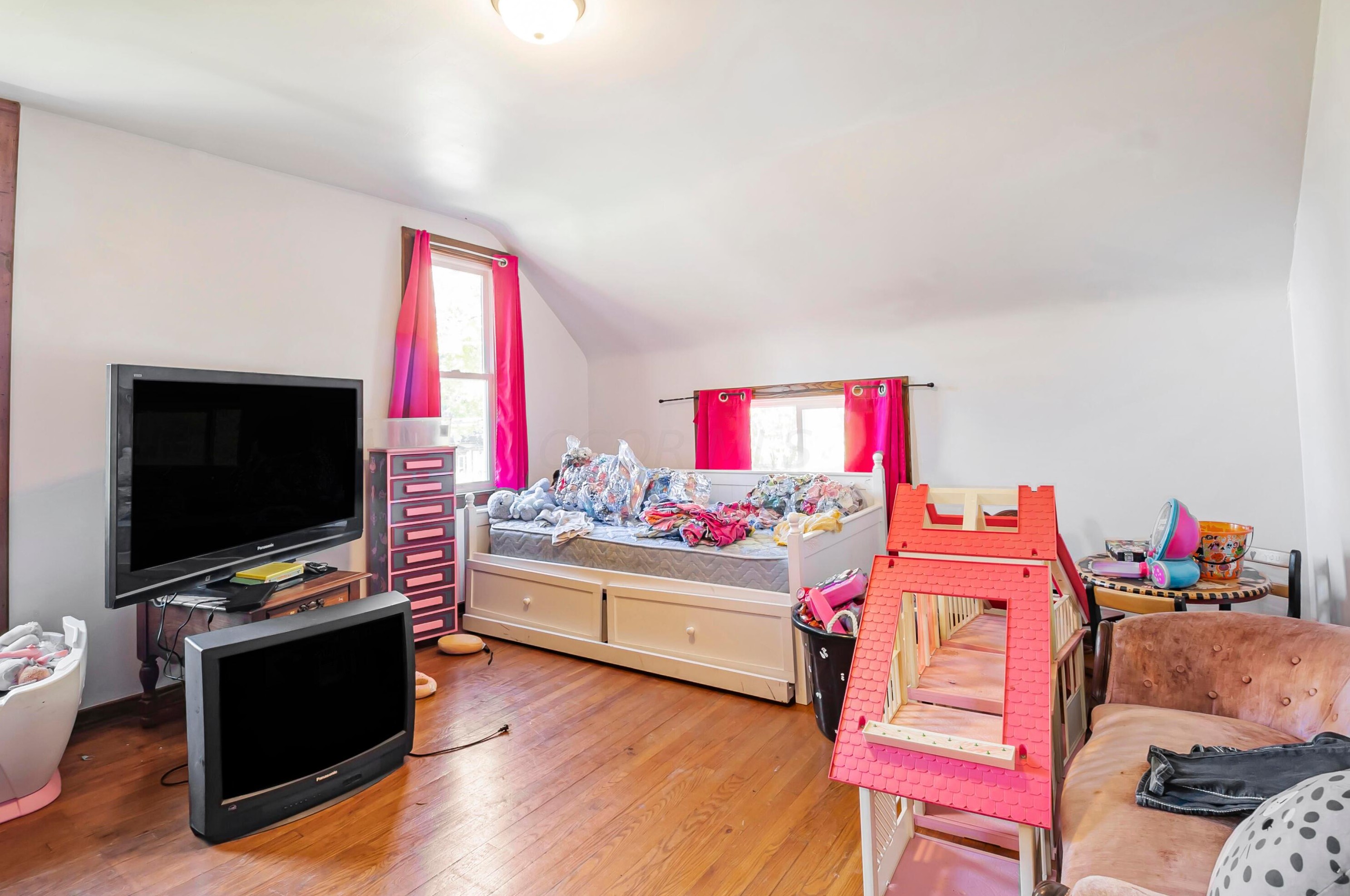 203 Martinsburg Rd, Mount Vernon OH  43050-8520 exterior