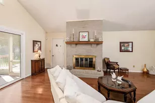 6278 Geyer Dr, Columbus, OH 43228 - Photo 4