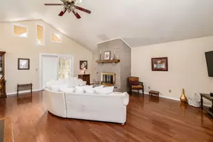 6278 Geyer Dr, Columbus, OH 43228 - Photo 20