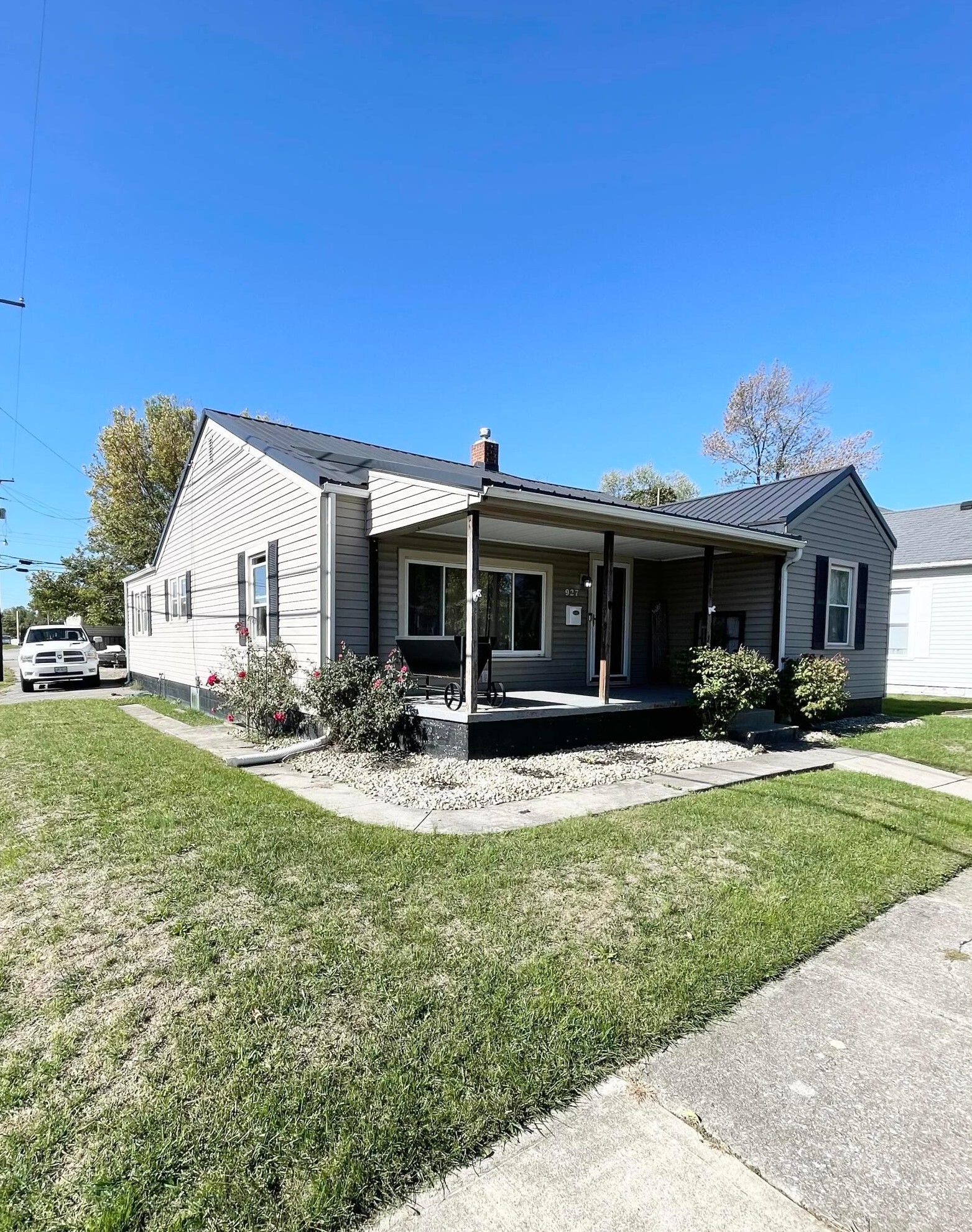 927 S North St, Washington Court House, OH 43160