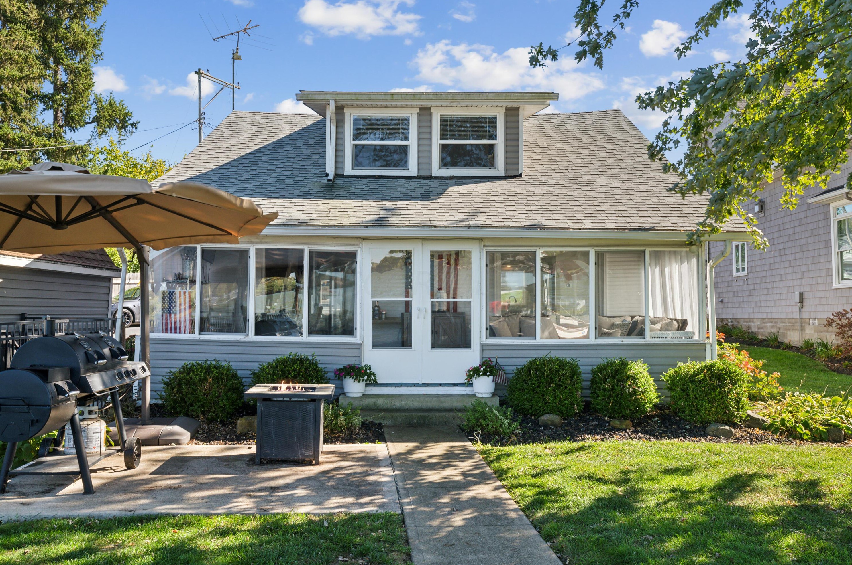 3274 Bank Rd, Millersport, OH 43046-8042
