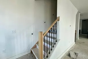 1083 W 3rd Ave, Columbus, OH 43212 - Photo 10