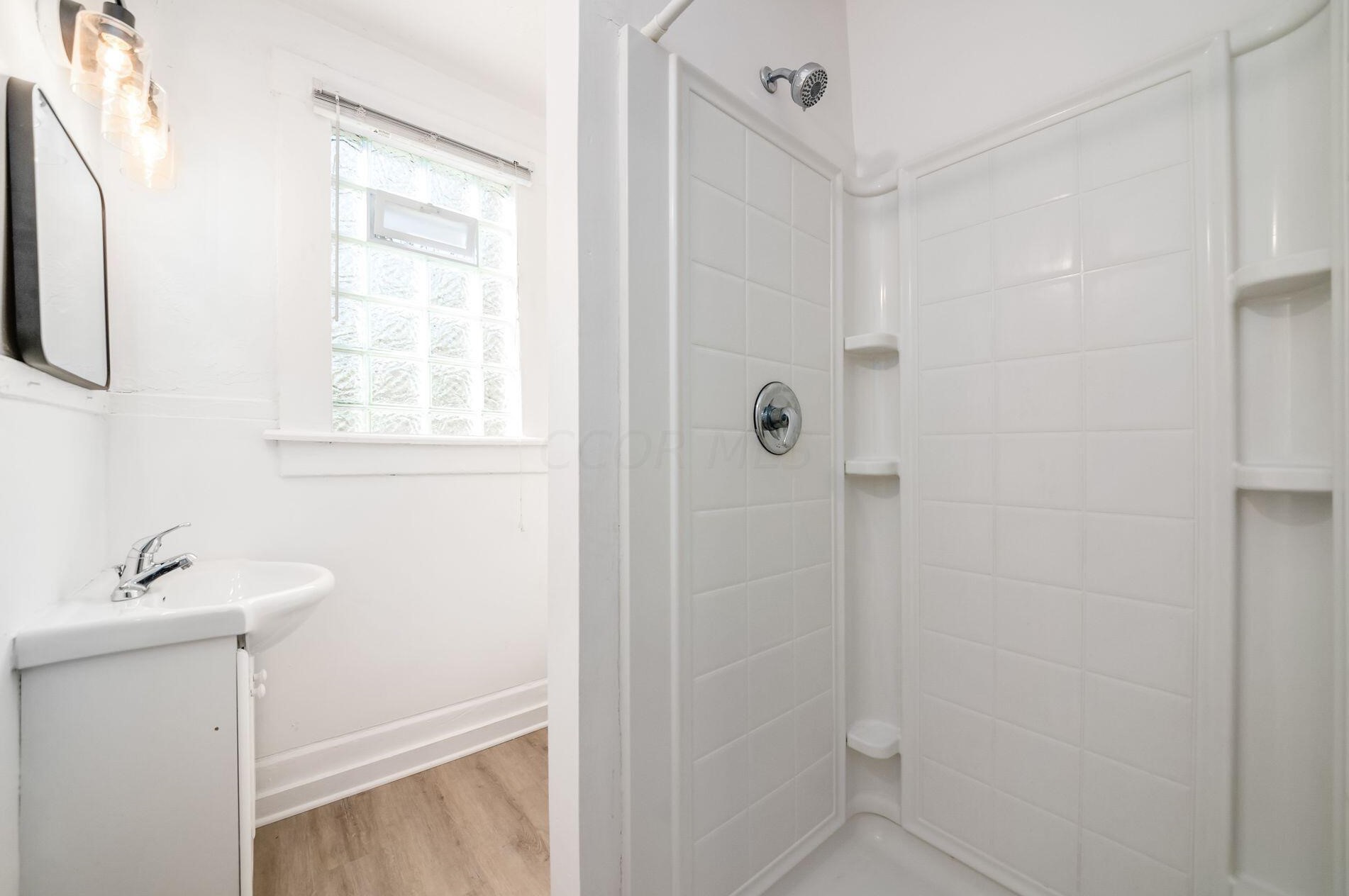 2243 Smt St, Columbus OH 43201-2106 exterior