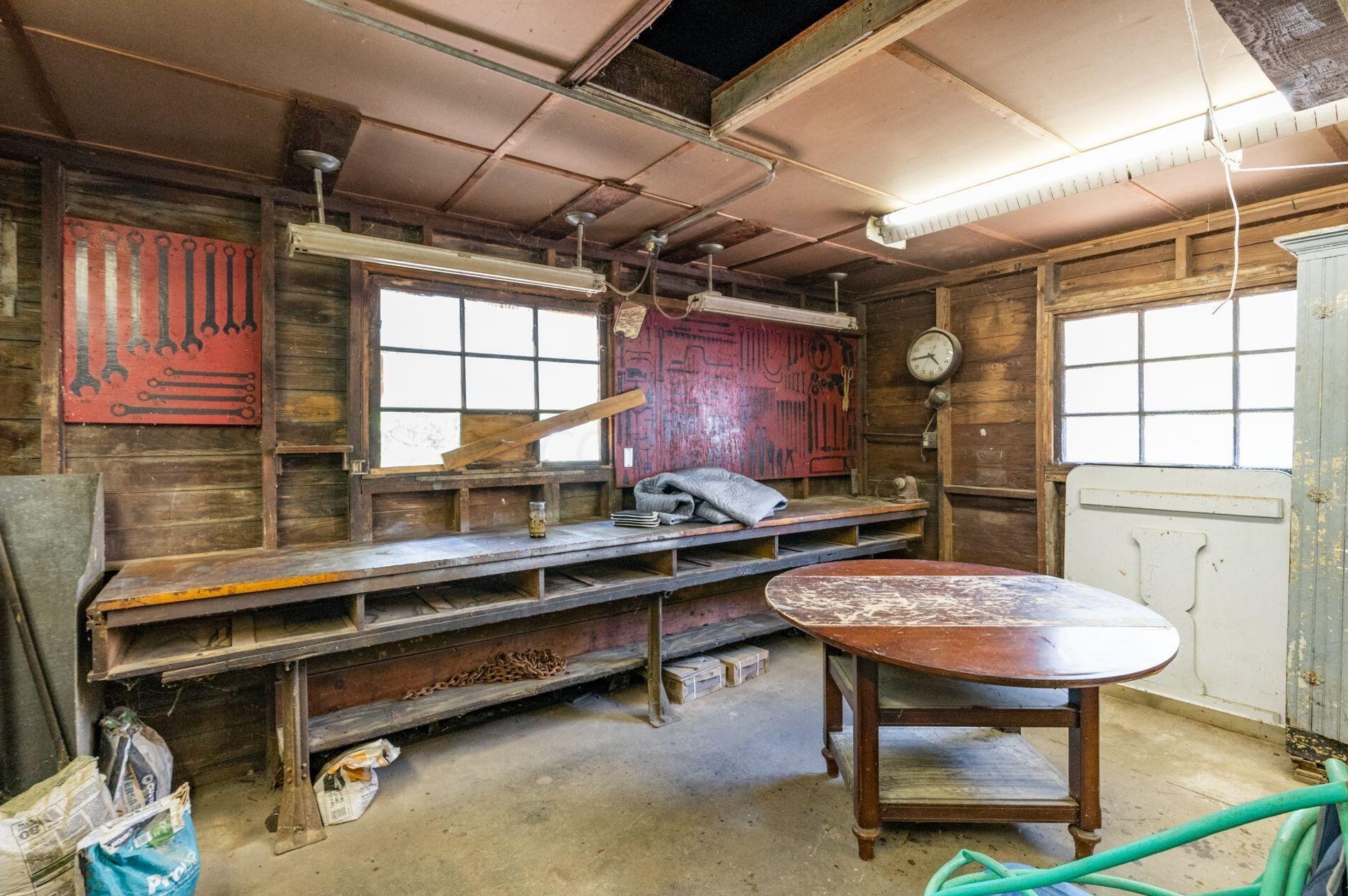 1780 Cooke Rd, Columbus OH 43214-3169 exterior