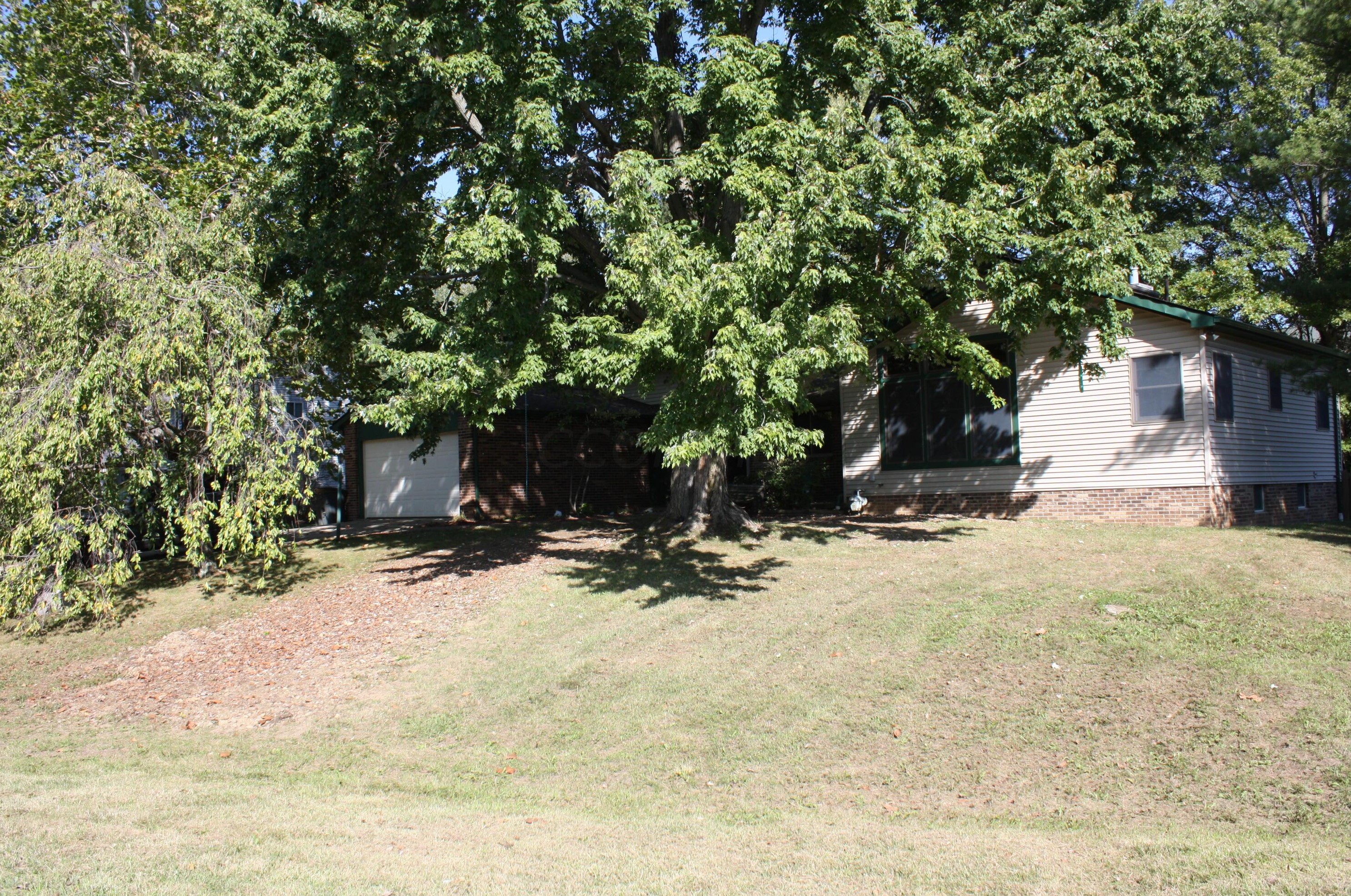 12052 Peppermill Ln, Pickerington, OH 43147
