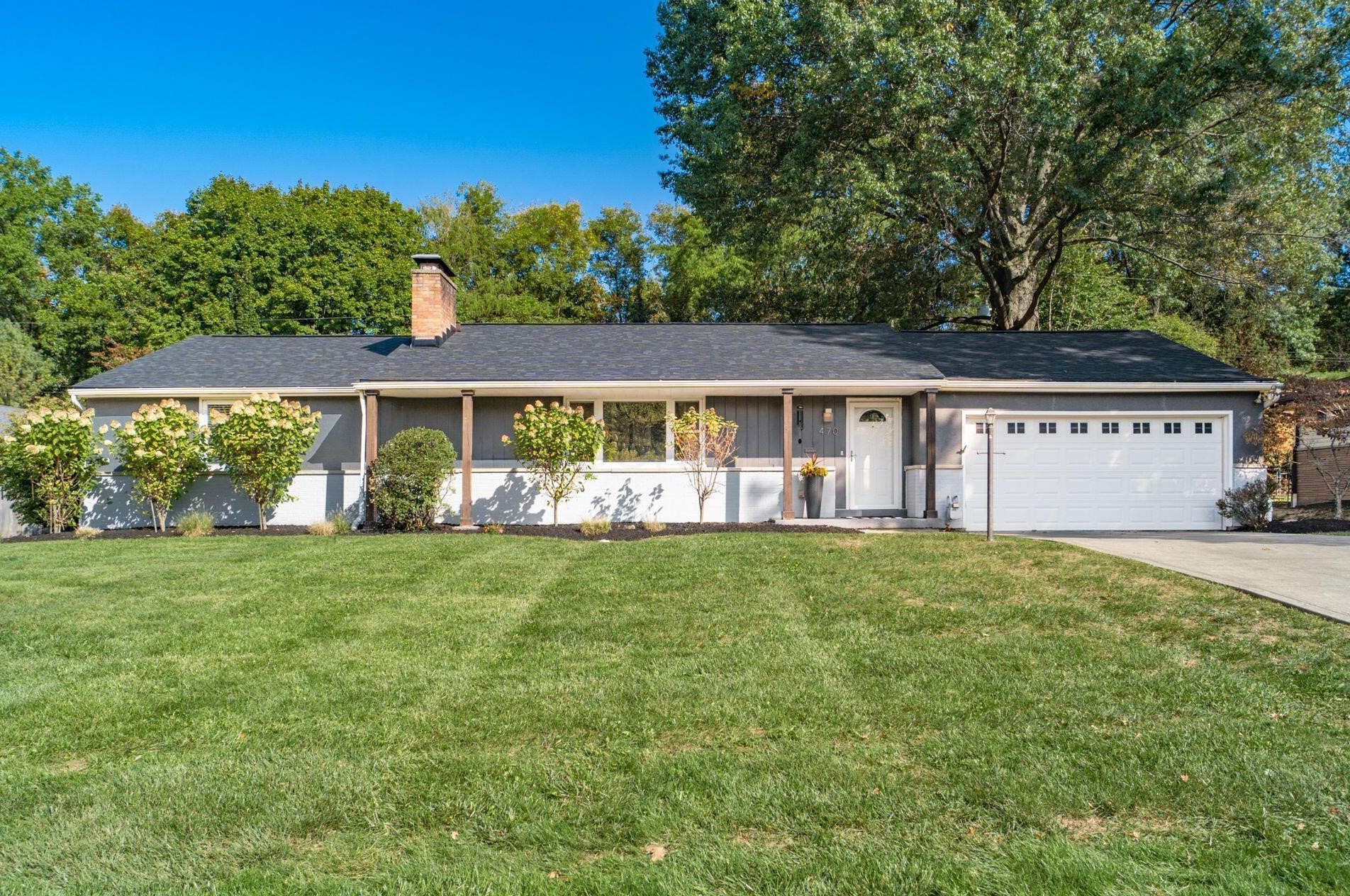 470 Schreyer Pl, Columbus, OH 43214-2214