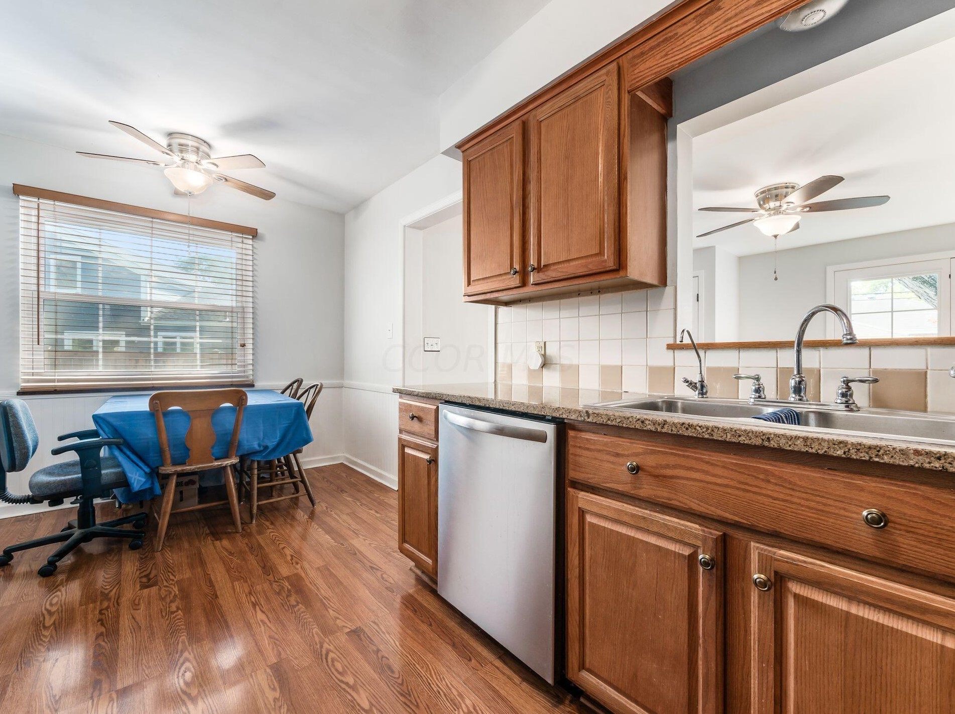 1915 Zollinger Rd, Columbus OH 43221-2914 exterior