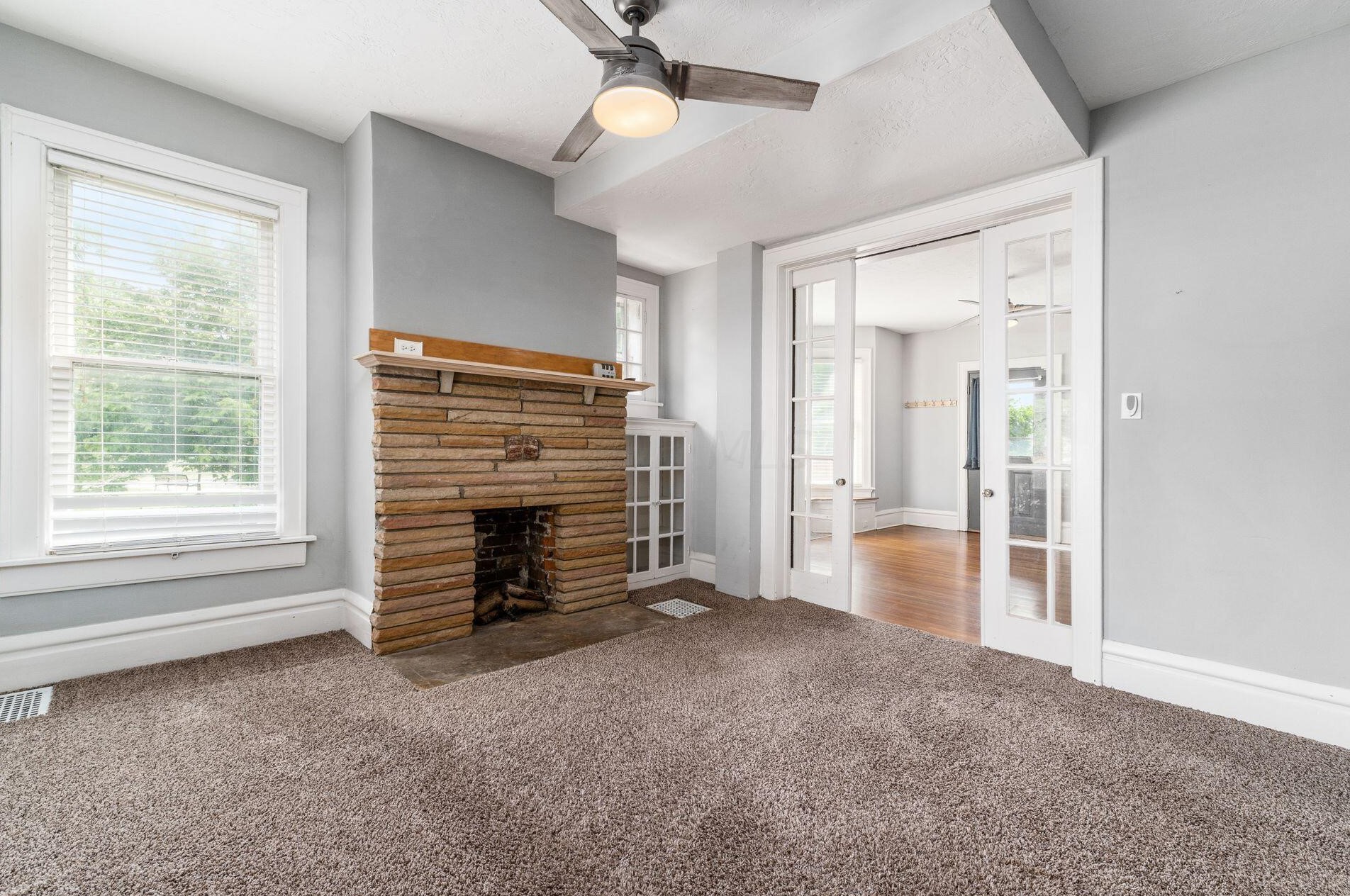 2339 Smt St, Columbus OH 43202-3111 exterior