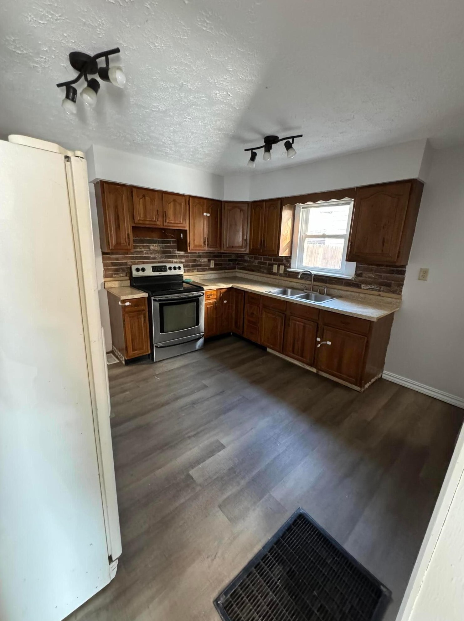 313 Madison Ave, Lancaster, OH 43130