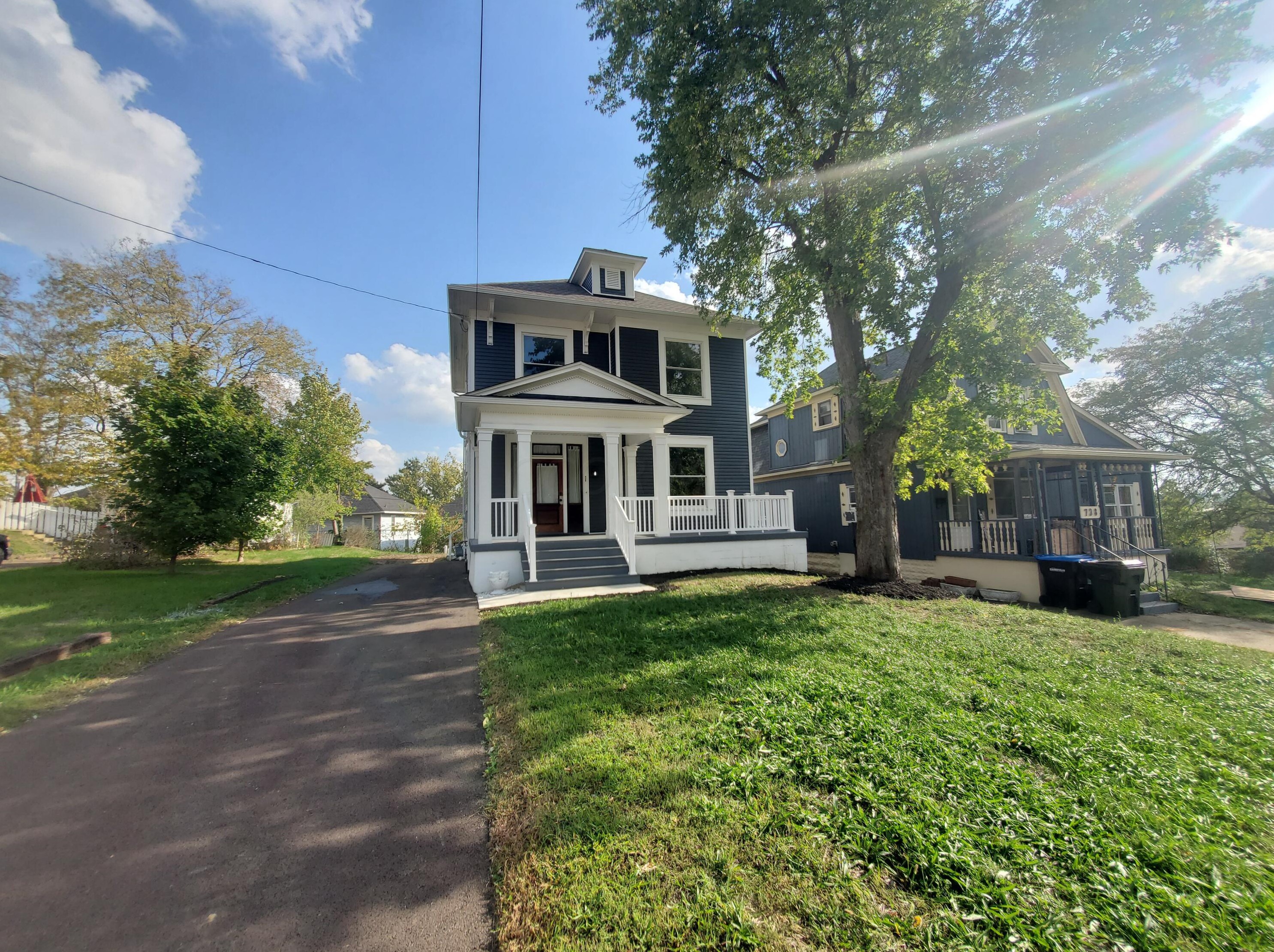 742 Findley Ave, Zanesville, OH 43701