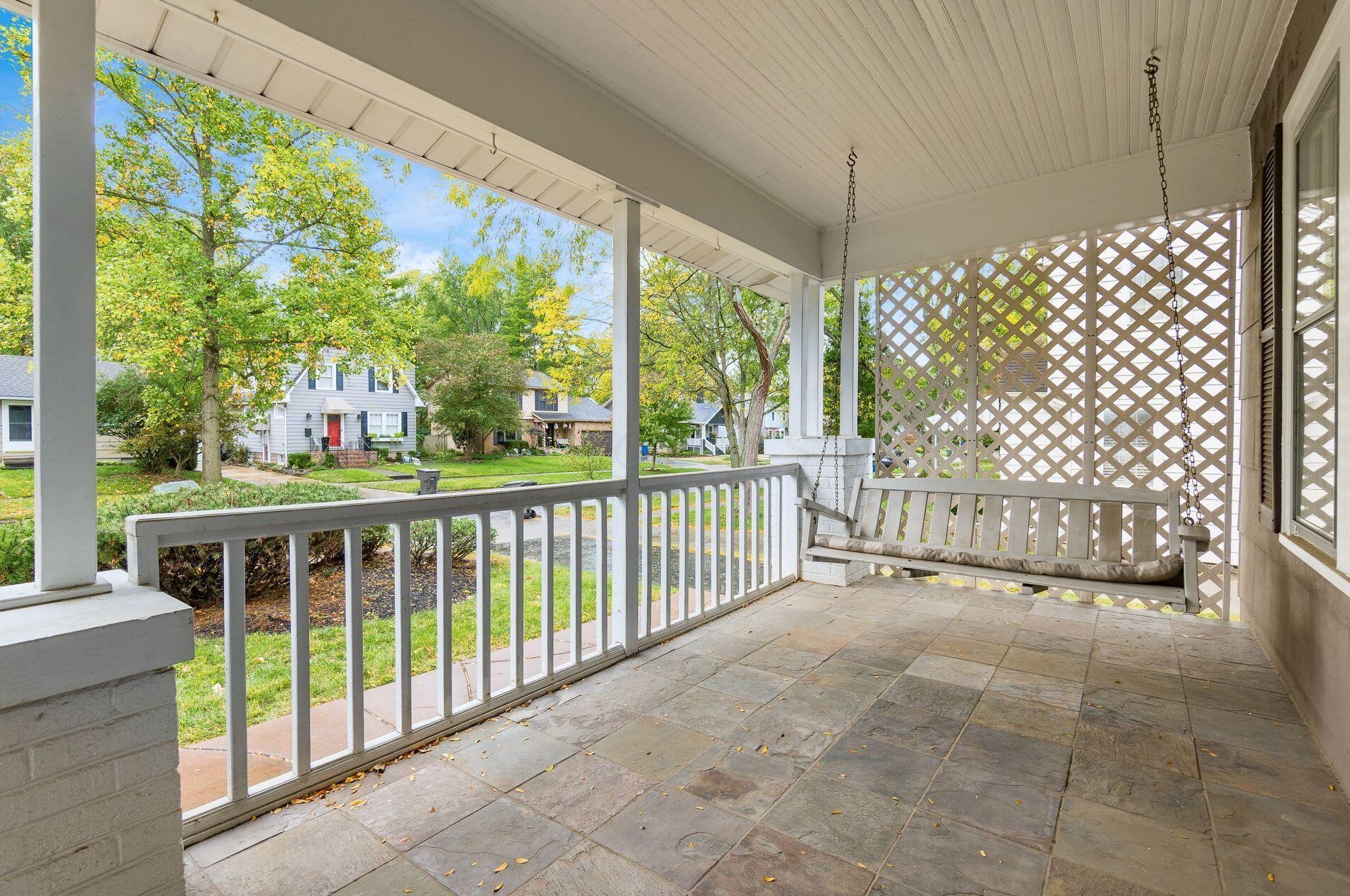 128 Garden Rd, Columbus, OH 43214-2159