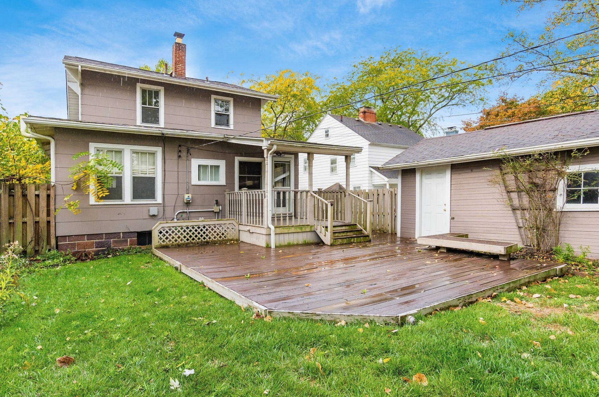 128 Gdn Rd, Columbus OH 43214-2159 exterior