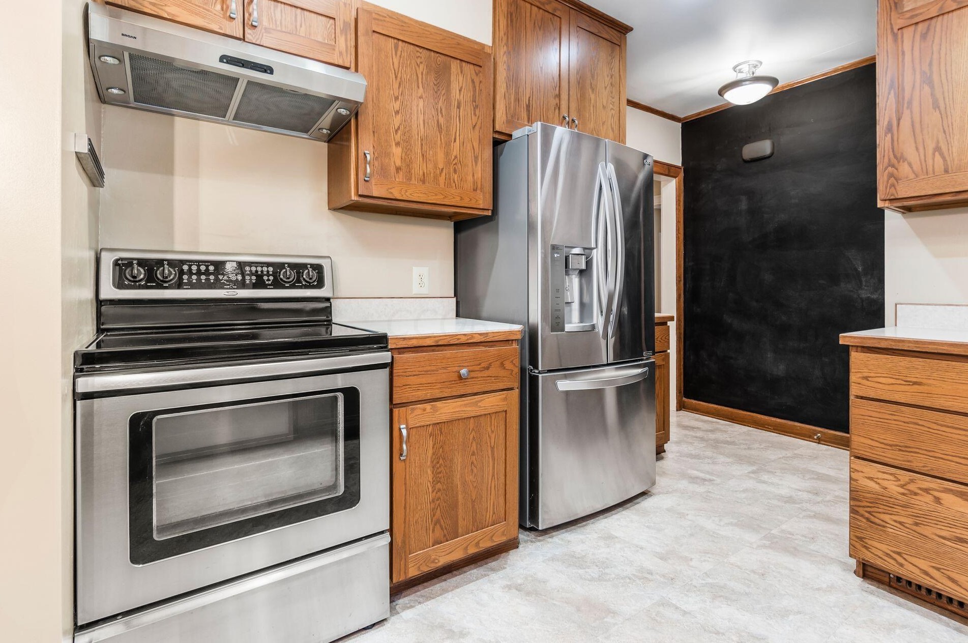 128 Gdn Rd, Columbus OH 43214-2159 exterior