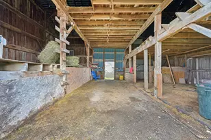 13810 Yankeetown-Chenoweth Rd, Mount Sterling, OH 43143 - Photo 38