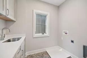 2841 Katmai Dr, Columbus, OH 43228 - Photo 34