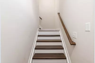 2015 W 5th Avenue #211, Columbus, OH 43212 - Photo 4