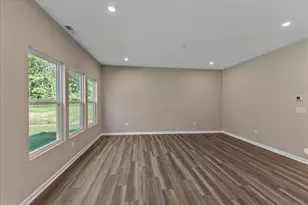 710 Deerhurst Dr, Vandalia, OH 45377 - Photo 12