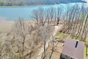 23497 Hideaway Dr, Senecaville, OH 43780 - Photo 18