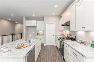 6003 Windcliff Dr E, Grove City, OH 43123 - Photo 6