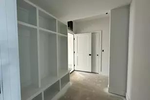 1093 W 3rd Ave, Columbus, OH 43212 - Photo 8