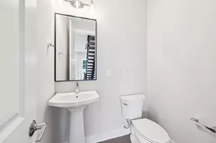 2250 Quarry Trails Dr, Columbus, OH 43228 - Photo 12