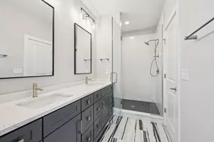 2250 Quarry Trails Dr, Columbus, OH 43228 - Photo 20