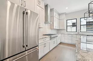 2250 Quarry Trails Dr, Columbus, OH 43228 - Photo 10