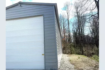 7285 Bohemian Road SE, Corning, OH 43730 - Photo 8