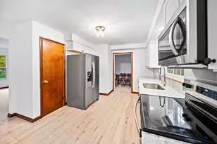 3161 Avalon Rd, Upper Arlington, OH 43221 - Photo 14