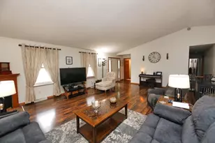 2406 Apple Valley Dr, Howard, OH 43028 - Photo 8