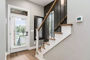 496 W 1st Ave, Columbus, OH 43201 - Photo 1