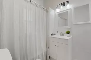 238 E Barthman Ave, Columbus, OH 43207 - Photo 22