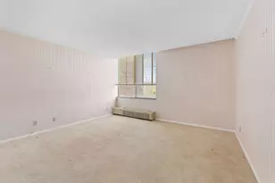 1000 Urlin Ave, Columbus, OH 43212 - Photo 20