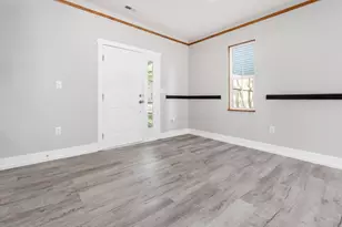 149 N Eureka Ave, Columbus, OH 43204 - Photo 10