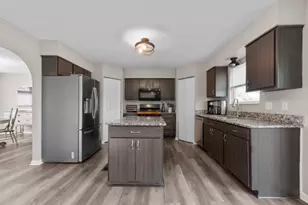 352 Evergreen Cir, Pickerington, OH 43147 - Photo 16