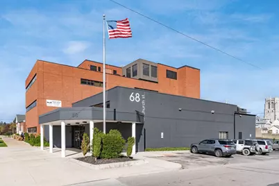 68 W Church Street #Second Floor Private Suite, Newark, OH 43055 - Photo 1