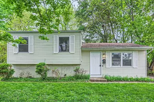 5422 Everson Rd N, Columbus, OH 43232 - Photo 1