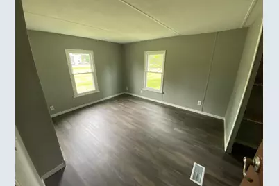 4 S Central Street, Ashley, OH 43003 - Photo 14