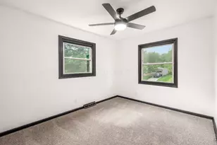 6737 Rocky Den Rd, Reynoldsburg, OH 43068 - Photo 32