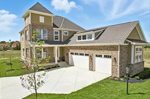 8101 Oaktree Dr S, Dublin, OH 43016 - Photo 4