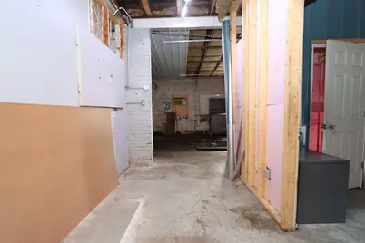 322 N Sandusky Avenue, Bucyrus, OH 44820 - Photo 8