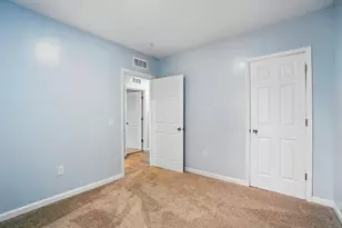 517 S Champion Ave, Columbus, OH 43205 - Photo 22