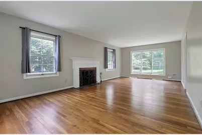 498 Marion Manor Woods, Newark, OH 43055 - Photo 2